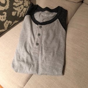 GAP short sleeve henley gray shirt